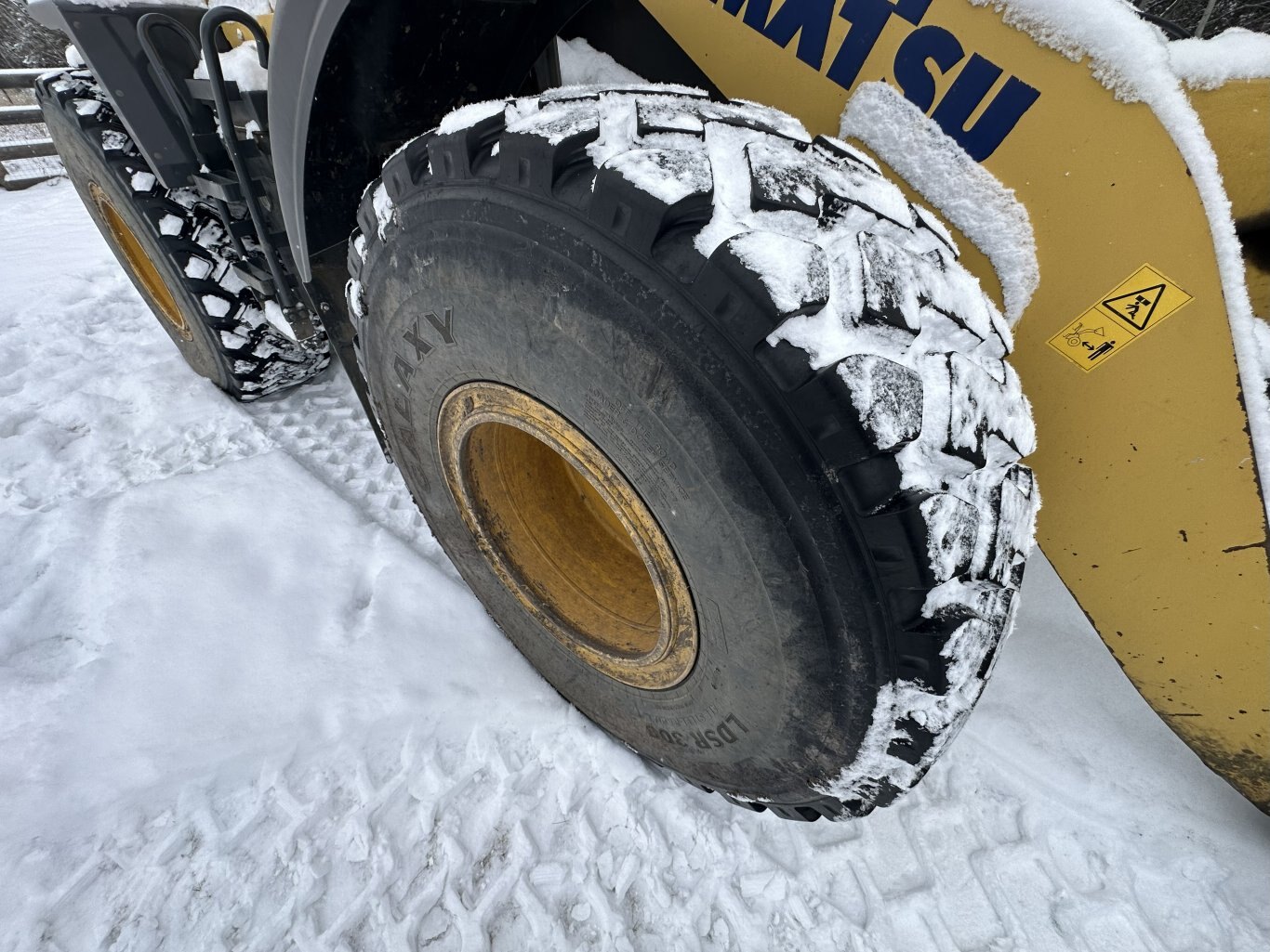 2019 Komatsu WA200 8 Wheel Loader w/ Bucket #11312 DP