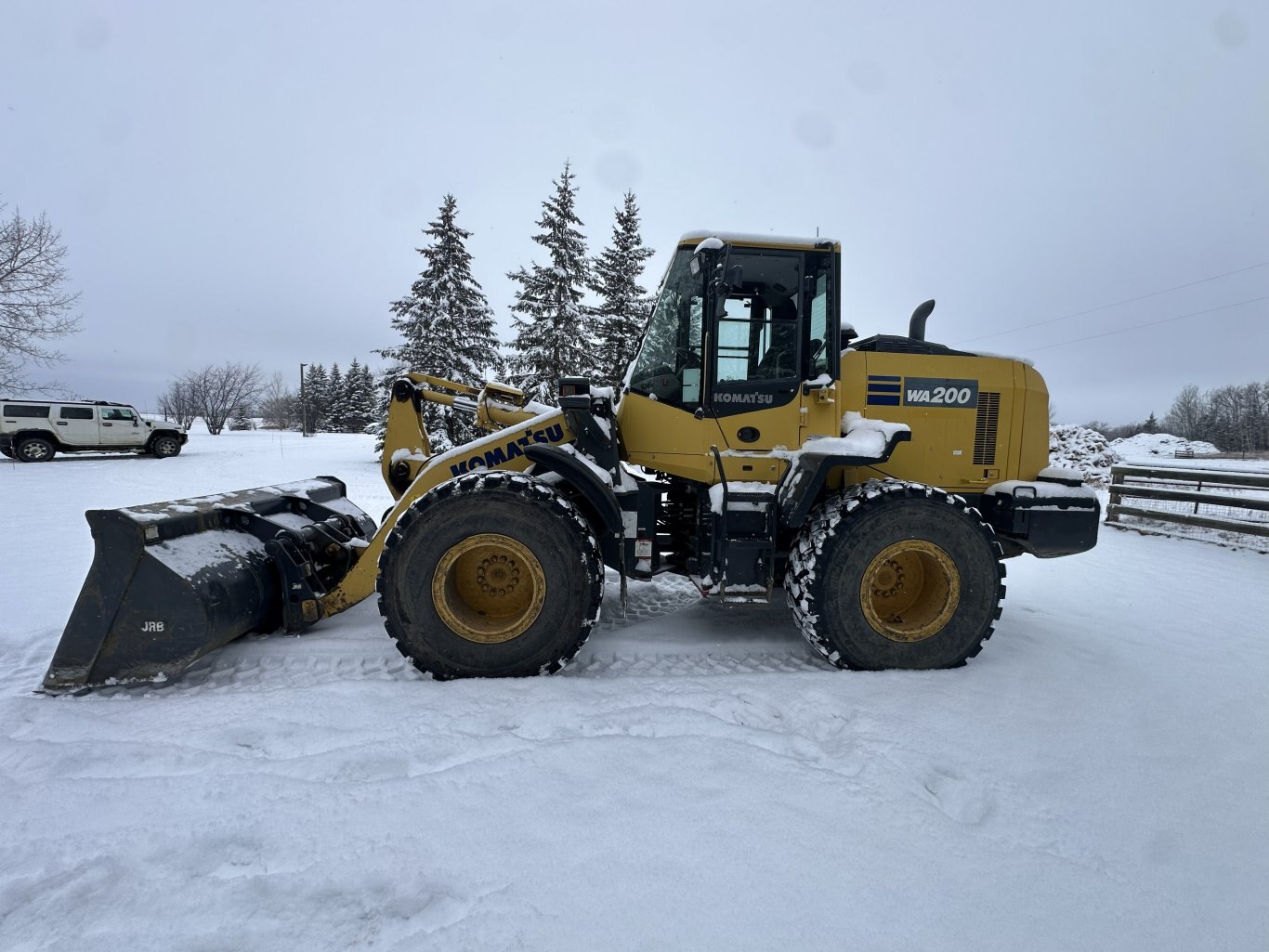 2019 Komatsu WA200 8 Wheel Loader w/ Bucket #11312 DP