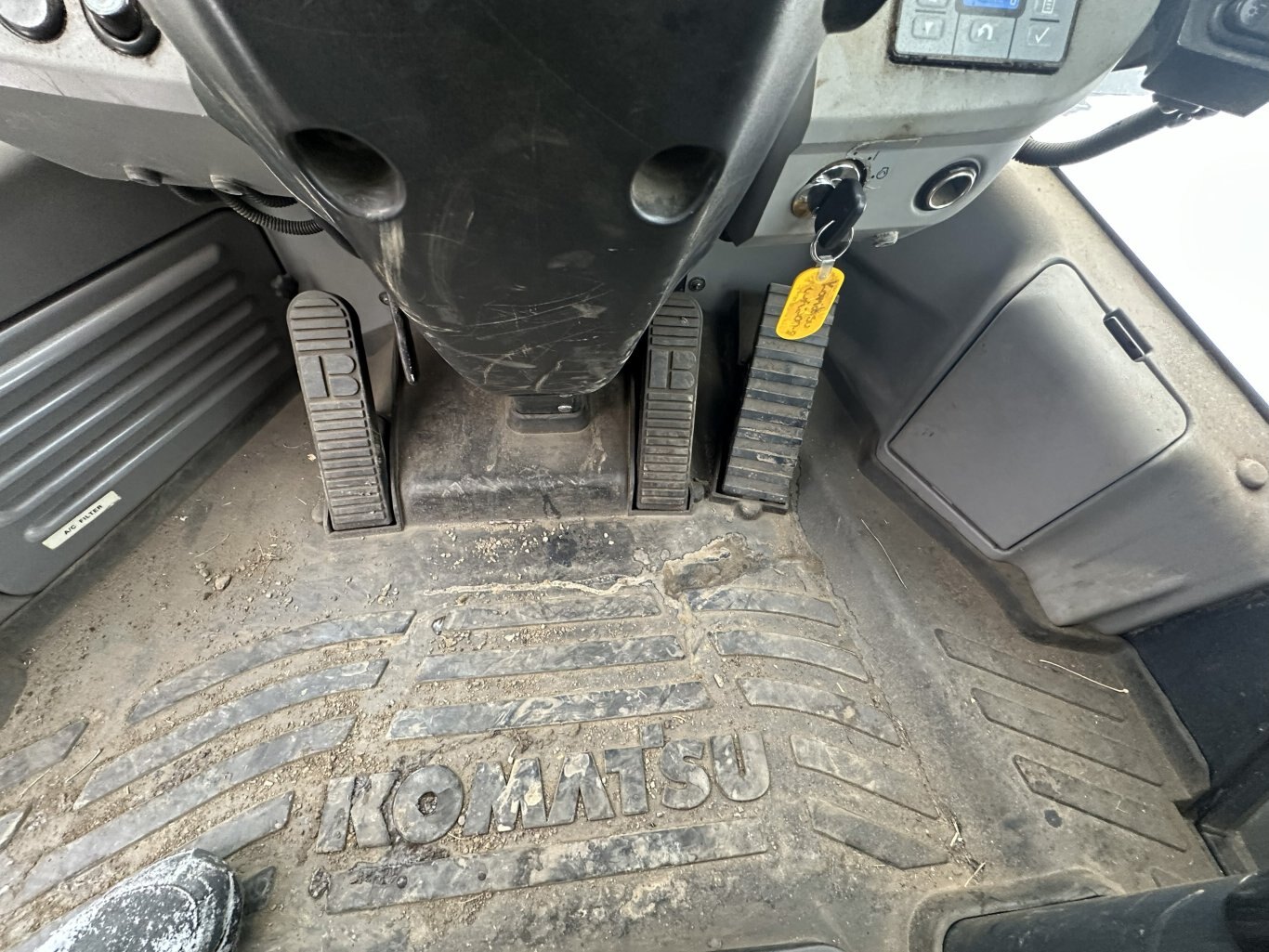 2019 Komatsu WA200 8 Wheel Loader w/ Bucket #11312 DP