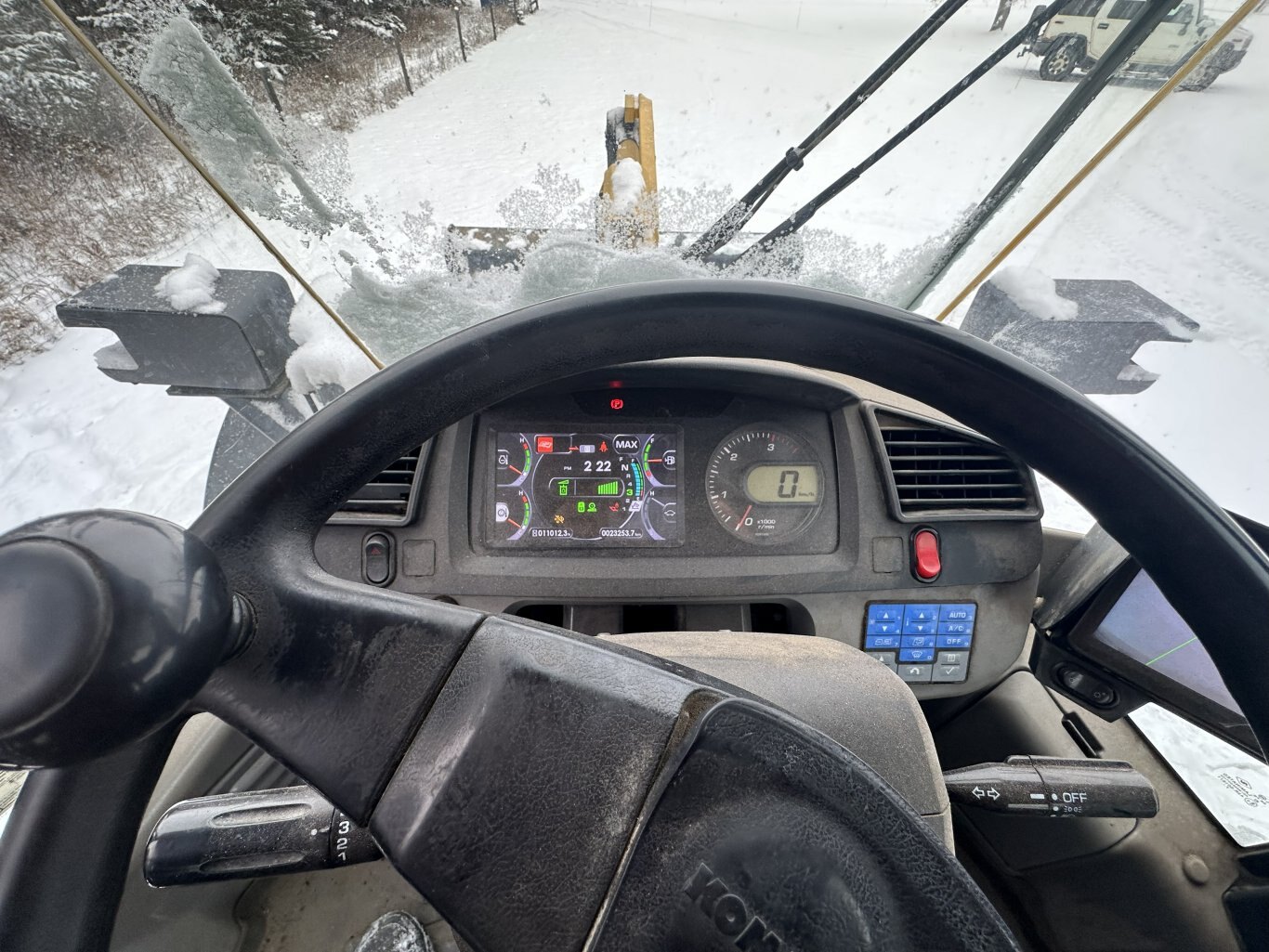 2019 Komatsu WA200 8 Wheel Loader w/ Bucket #11312 DP