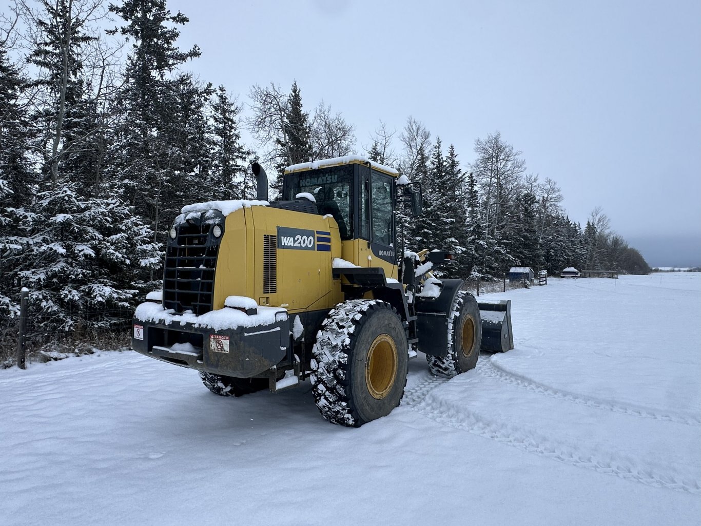 2019 Komatsu WA200 8 Wheel Loader w/ Bucket #11312 DP