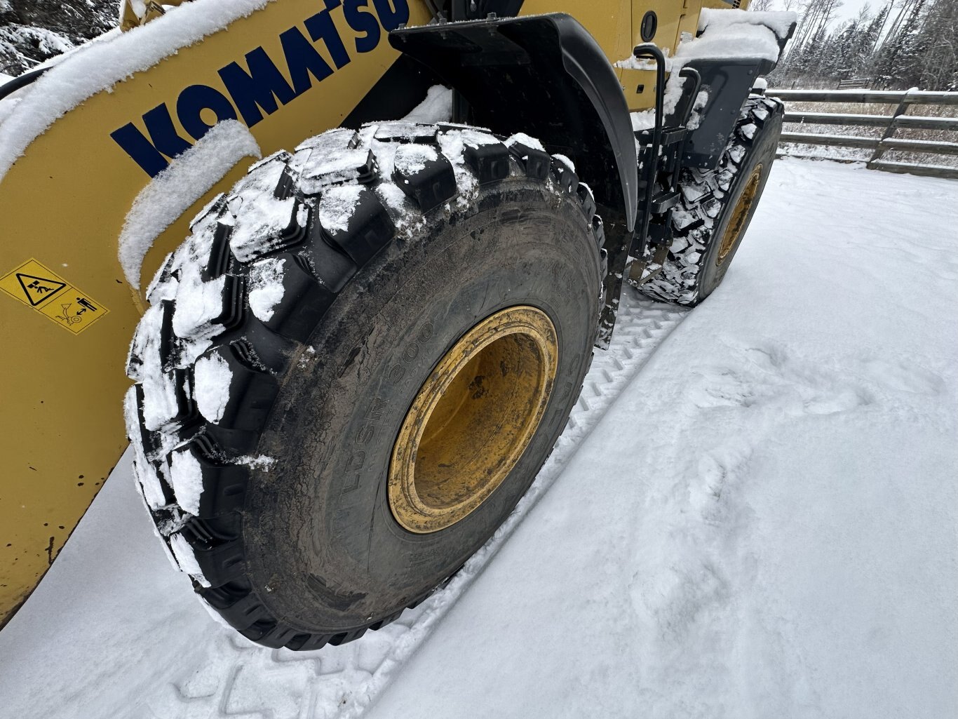 2019 Komatsu WA200 8 Wheel Loader w/ Bucket #11312 DP