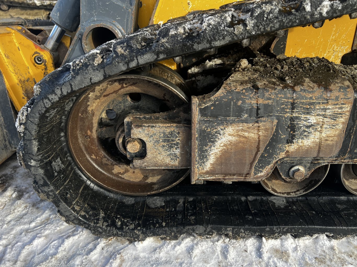 2017 Deere 331G Skid Steer with Bucket • Tracked Skid • Compact Track Loader #11323 BP