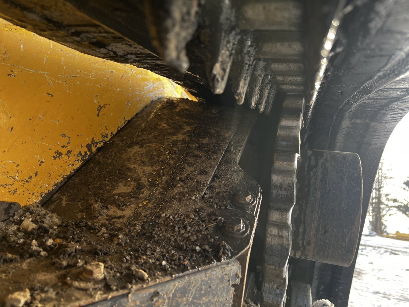 2017 Deere 331G Skid Steer with Bucket • Tracked Skid • Compact Track Loader #11323 BP