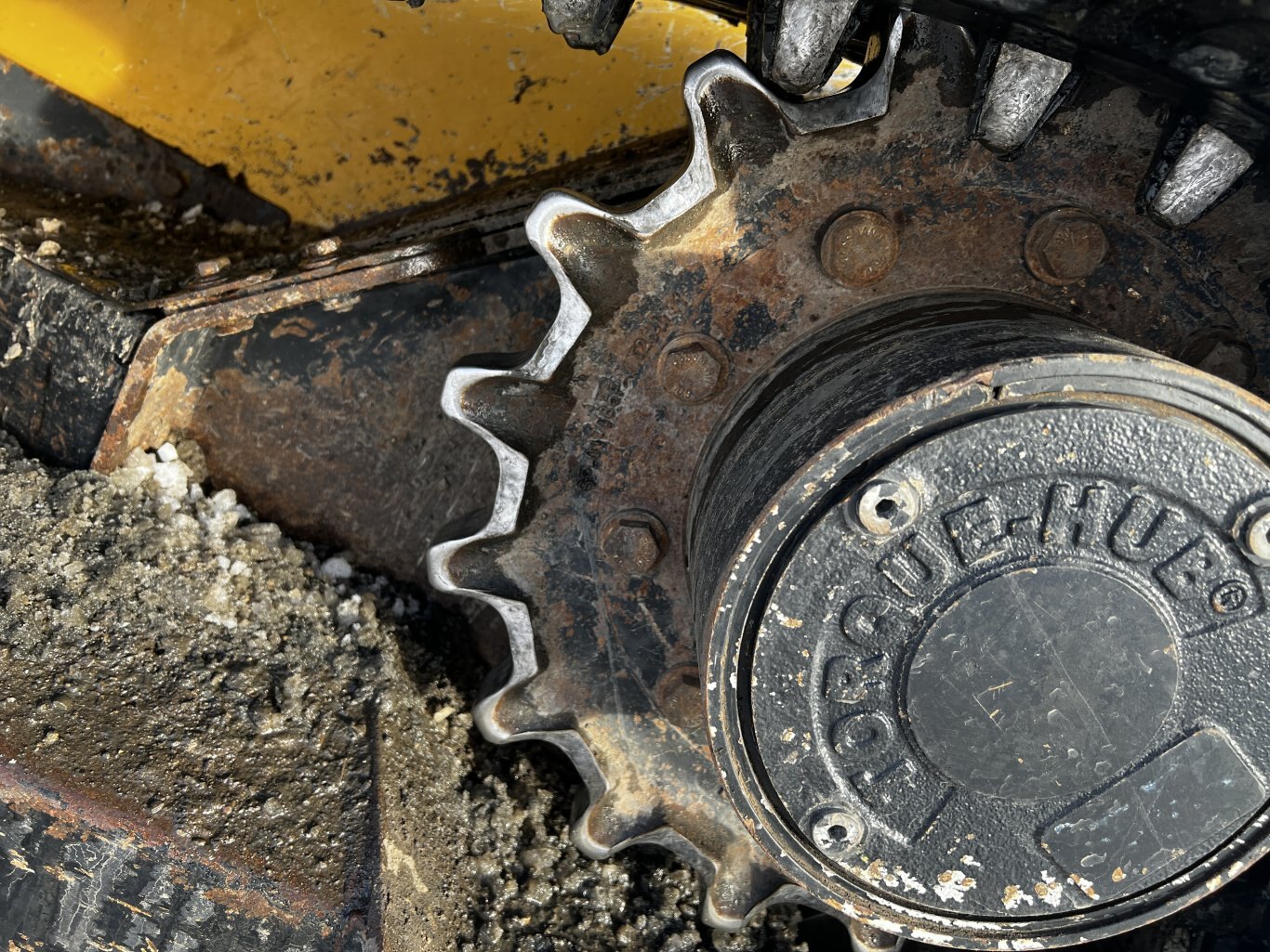 2017 Deere 331G Skid Steer with Bucket • Tracked Skid • Compact Track Loader #11323 BP