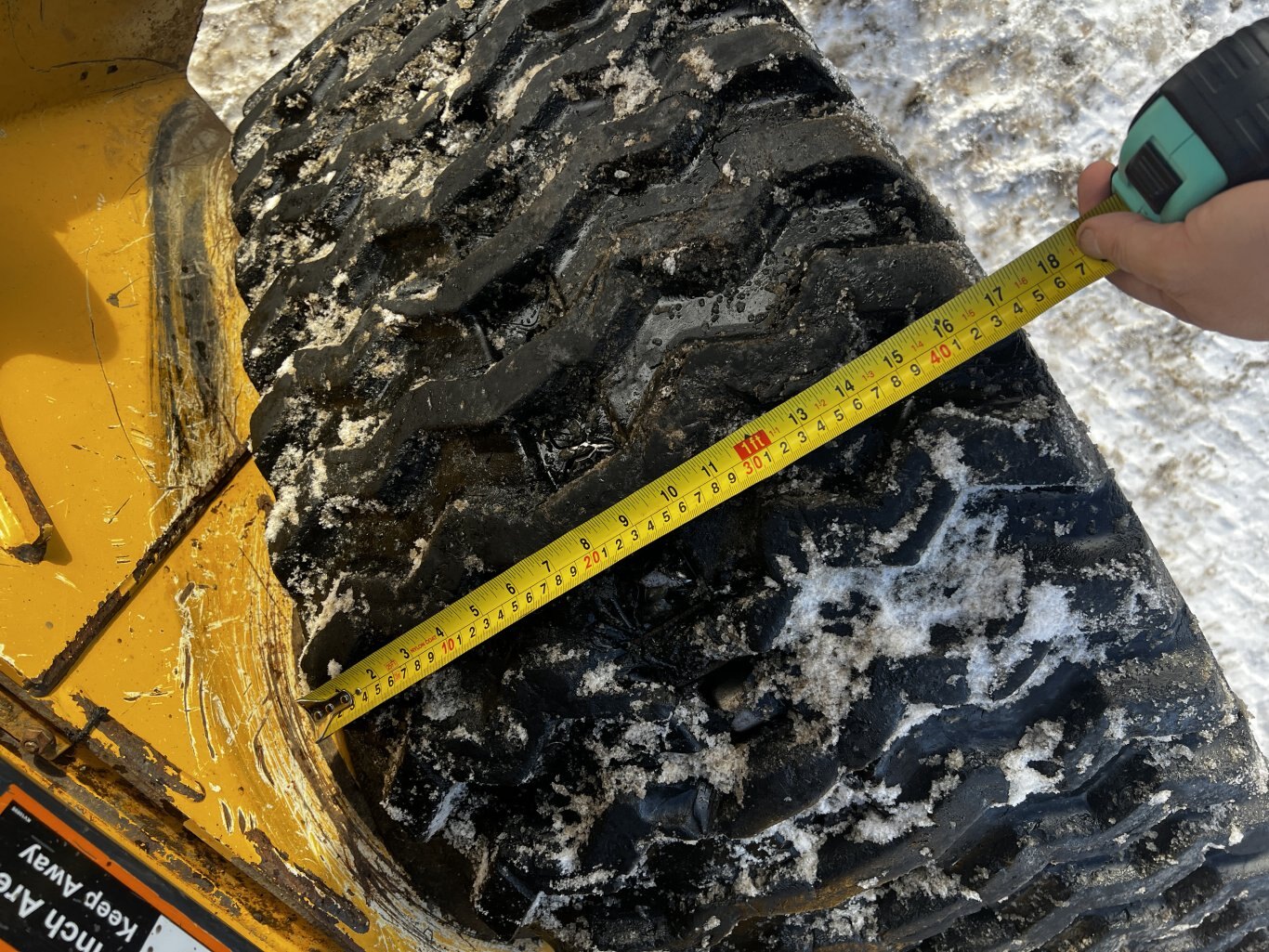 2017 Deere 331G Skid Steer with Bucket • Tracked Skid • Compact Track Loader #11323 BP