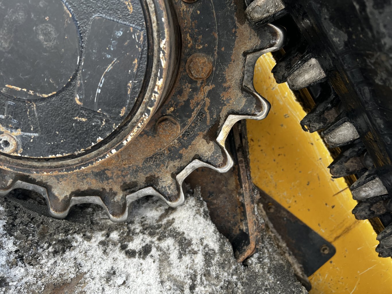 2017 Deere 331G Skid Steer with Bucket • Tracked Skid • Compact Track Loader #11323 BP