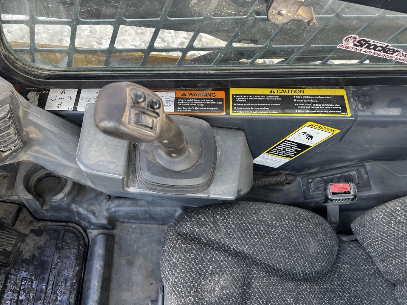 2017 Deere 331G Skid Steer with Bucket • Tracked Skid • Compact Track Loader #11323 BP