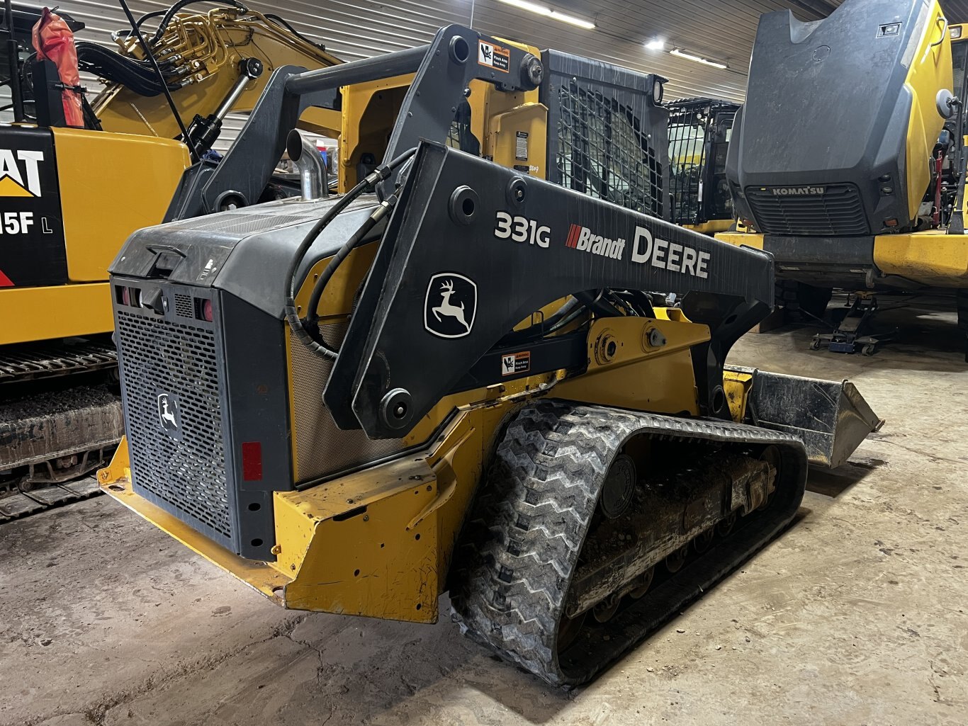 2017 Deere 331G Skid Steer with Bucket • Tracked Skid • Compact Track Loader #11324 BP