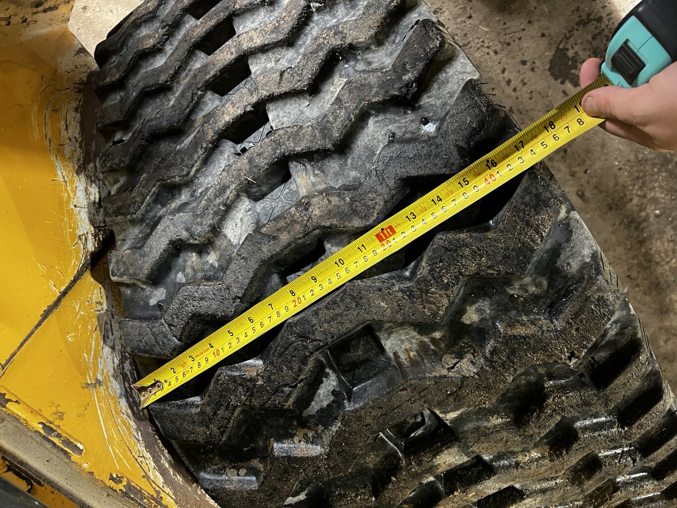 2017 Deere 331G Skid Steer with Bucket • Tracked Skid • Compact Track Loader #11324 BP