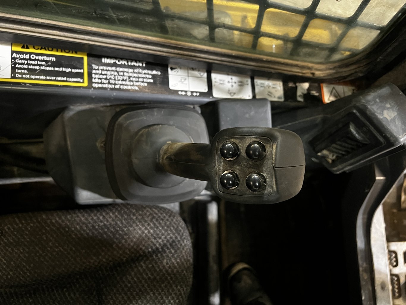 2017 Deere 331G Skid Steer with Bucket • Tracked Skid • Compact Track Loader #11324 BP