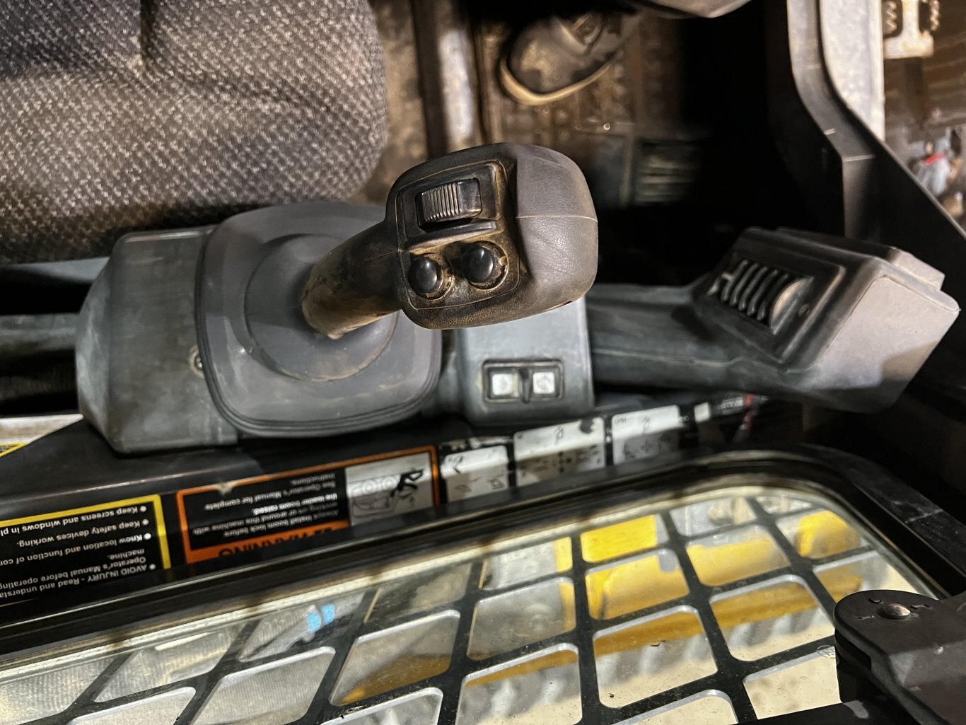 2017 Deere 331G Skid Steer with Bucket • Tracked Skid • Compact Track Loader #11324 BP