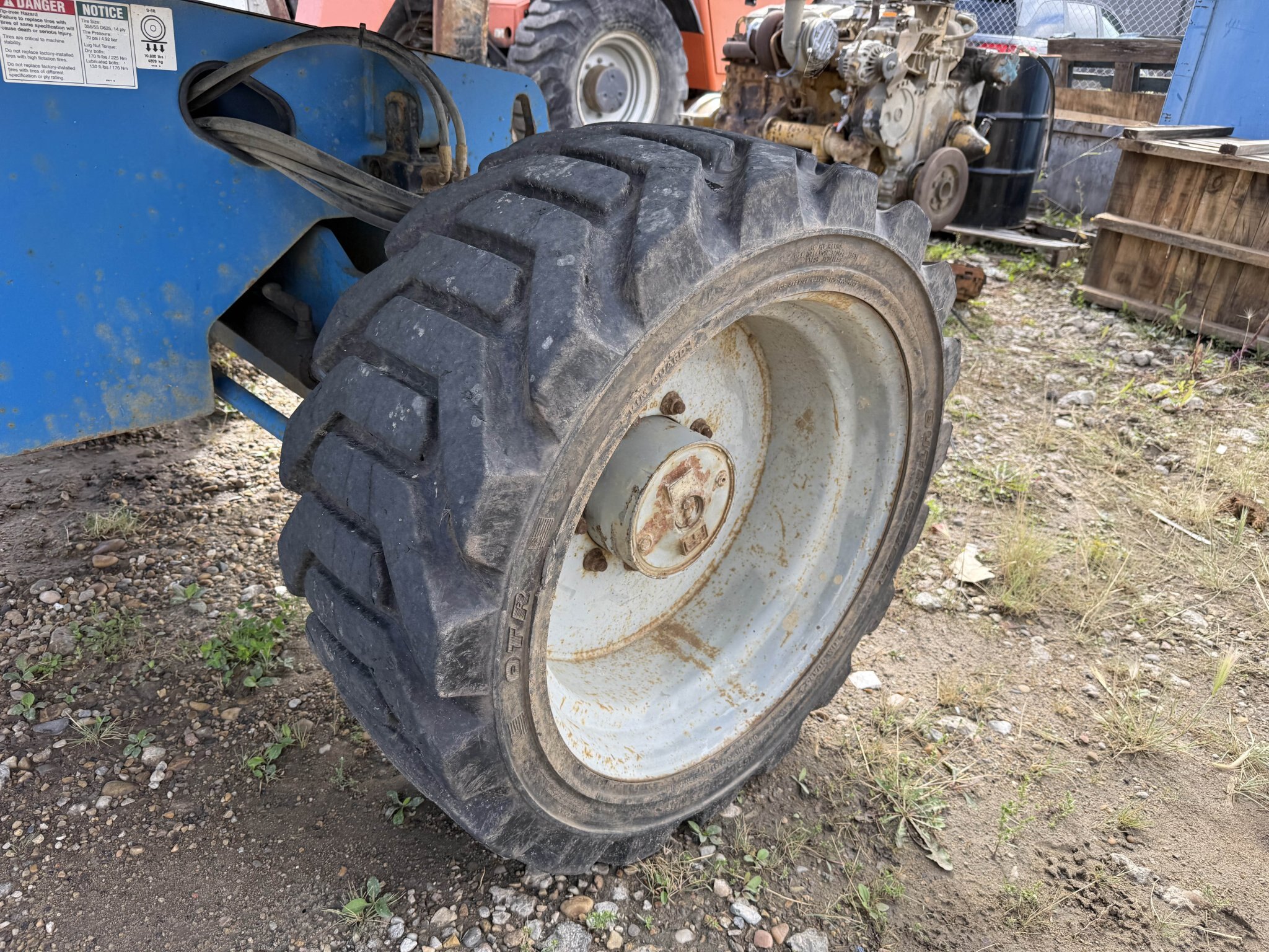 2006 Genie S 60 4WD Diesel Telescopic Boom Lift with Solid Tires #11354 JA