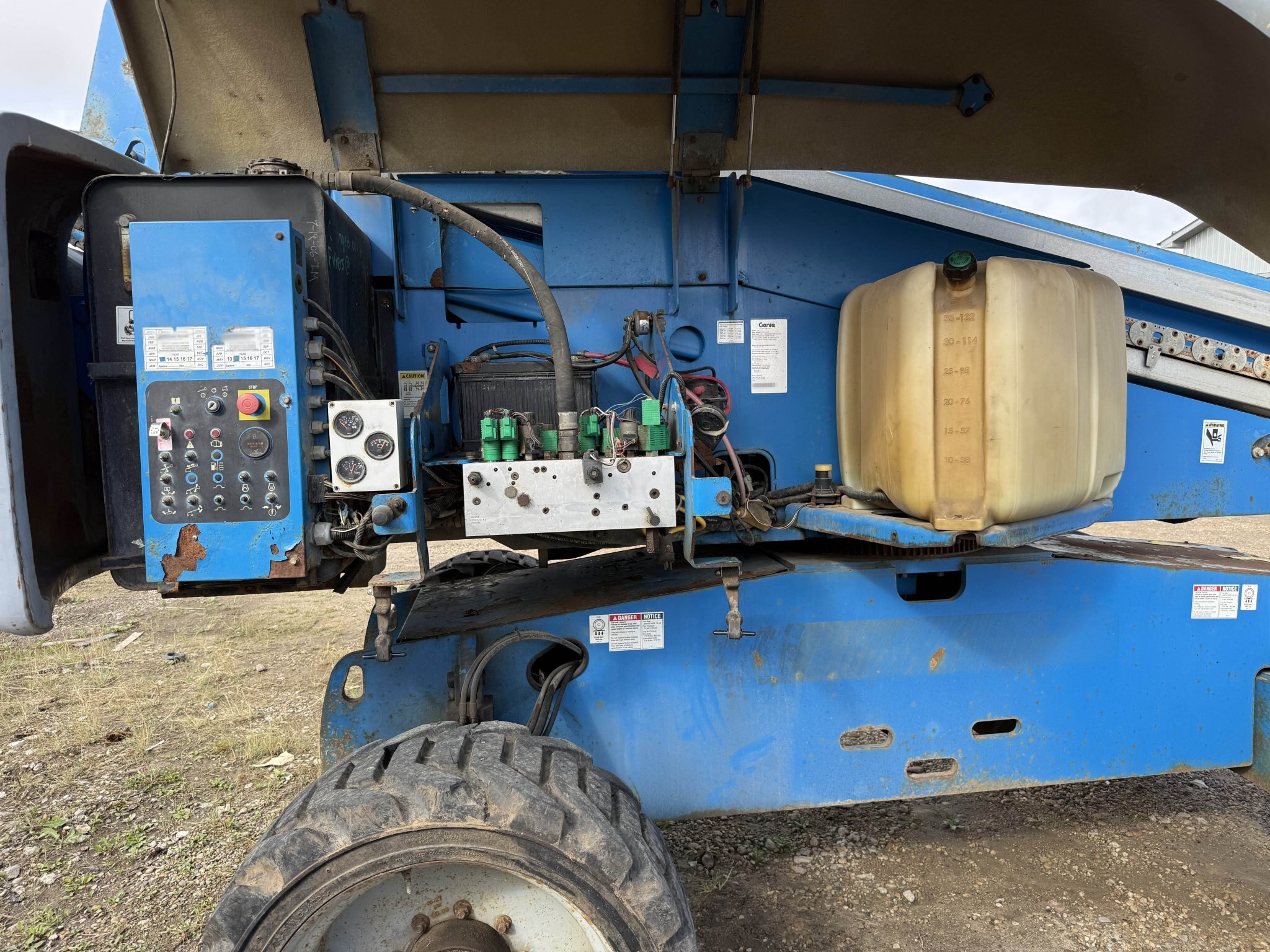 2006 Genie S 60 4WD Diesel Telescopic Boom Lift with Solid Tires #11354 JA