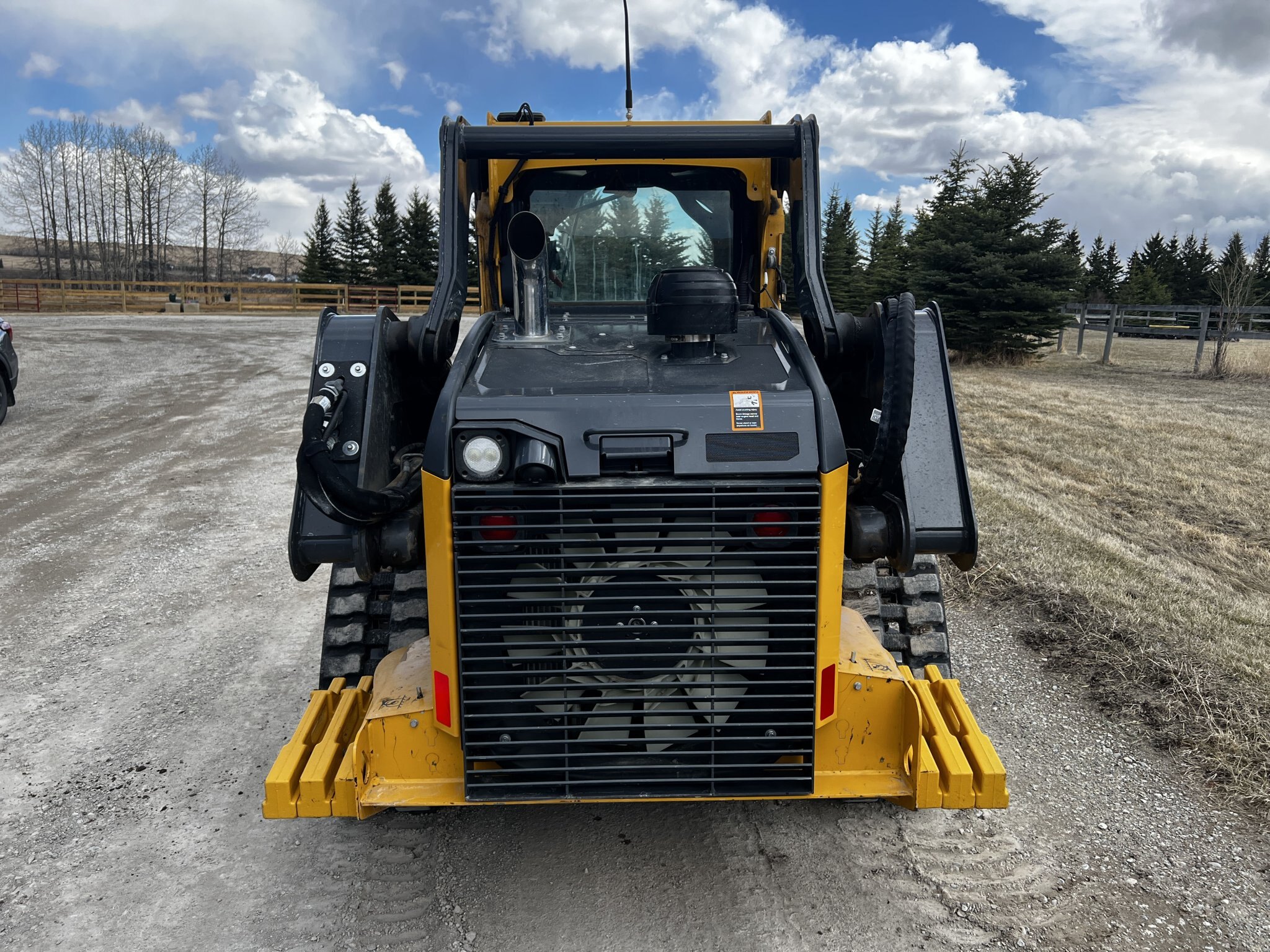 2024 Deere 325G Skid Steer with Bucket • High Flow Hydraulics ...