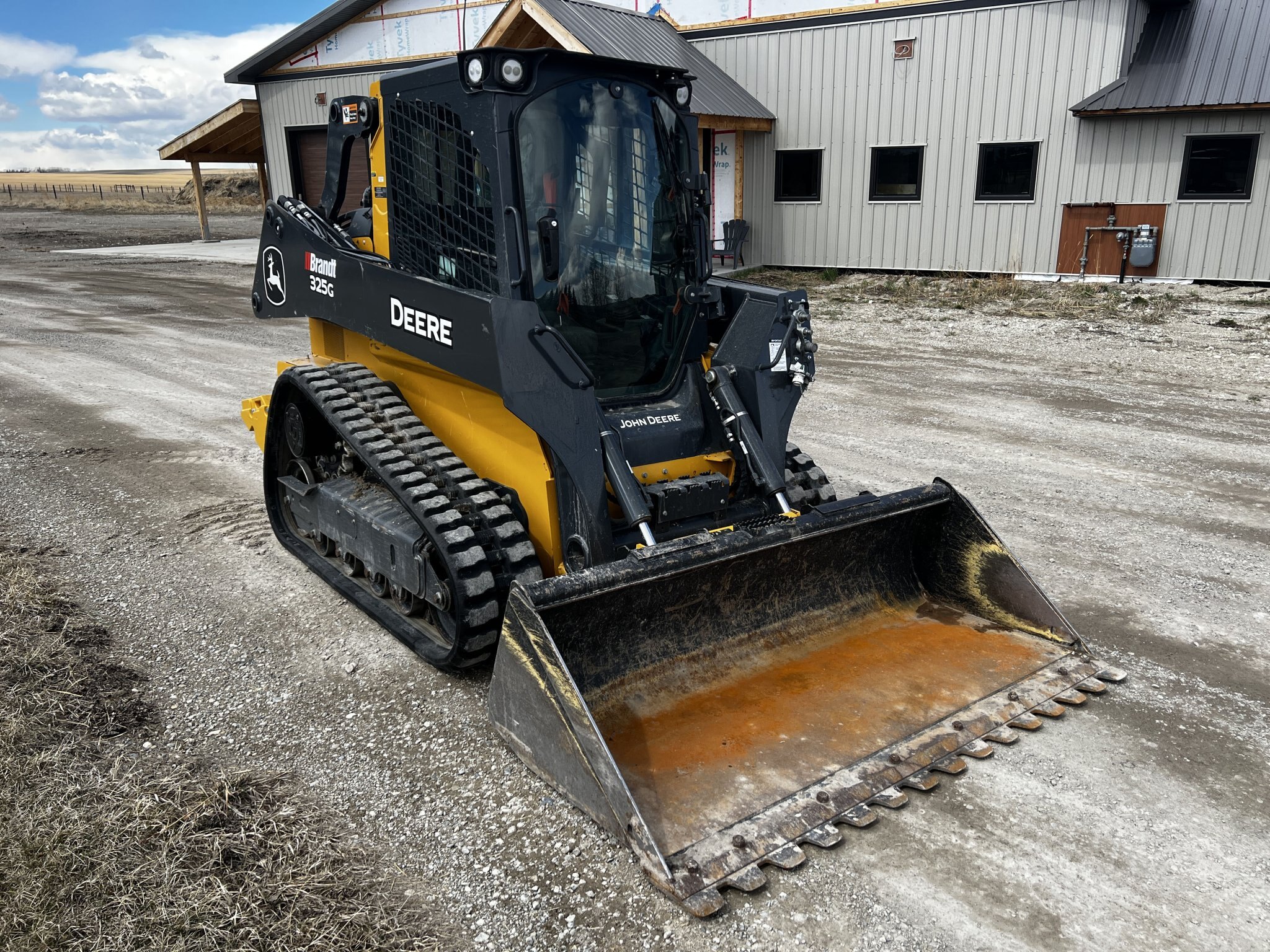 2024 Deere 325G Skid Steer with Bucket • High Flow Hydraulics