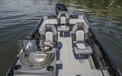 2024 Crestliner 1650 Discovery SC Silver Metallic exterior & Gray interior