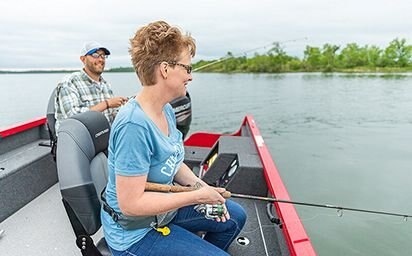 2024 Crestliner 1750 PRO TILLER Black Metallic base w/True Blue Metallic accent & Gray interior