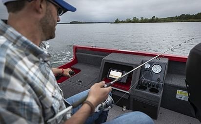 2024 Crestliner 1650 PRO TILLER Black Metallic base w/True Blue Metallic accent & Gray interior