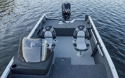 2024 Crestliner 1750 Hawk Silver Metallic exterior & Gray interior