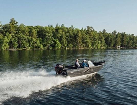 2024 Crestliner 1750 Hawk Black Metallic exterior & Gray interior