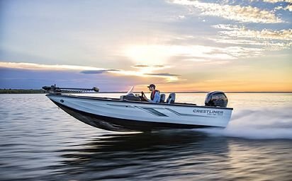 2024 Crestliner 1750 FISH HAWK Bright White base w/Black Metallic accent & Gray interior