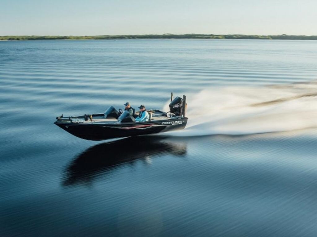 2021 Crestliner 1850 Bass Hawk Bucket