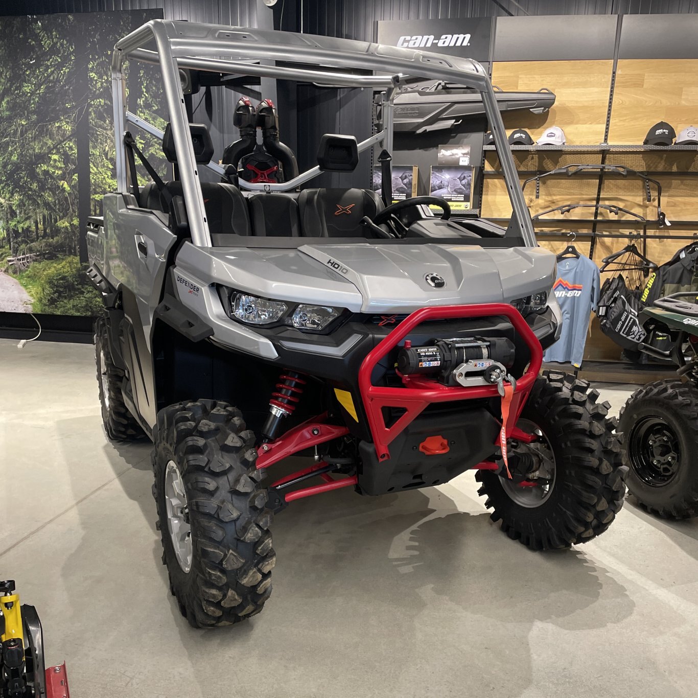 2024 Can-Am DEFENDER XT 52 hp (42 lb-ft torque) Rotax HD7 single cylinder engine Wildland Camo