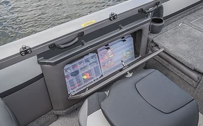 2024 Crestliner 2050 SPORTFISH Black Metallic exterior & Gray interior