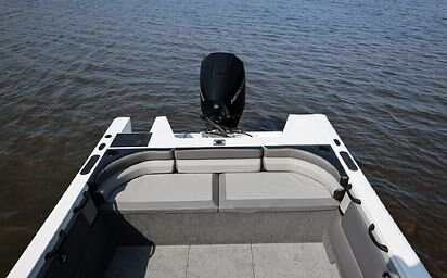 2024 Crestliner 2050 SPORTFISH Silver Metallic base w/Black Metallic accent & Gray interior