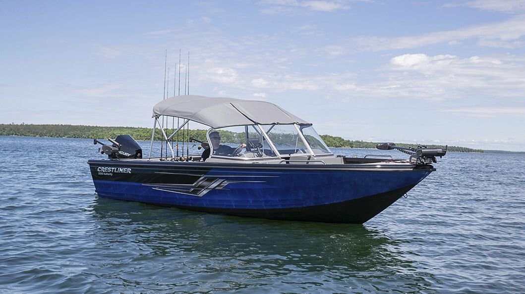 2024 Crestliner 2050 AUTHORITY Black Metallic base w/True Blue Metallic accent & Gray interior