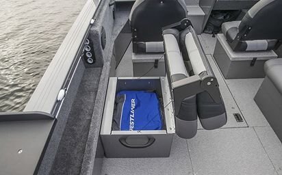 2024 Crestliner 2050 COMMANDER ELITE Black Metallic base w/True Blue Metallic accent & Gray interior