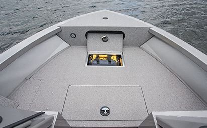 2024 Crestliner 1850 COMMANDER Black Metallic base w/Bright White accent & Gray interior