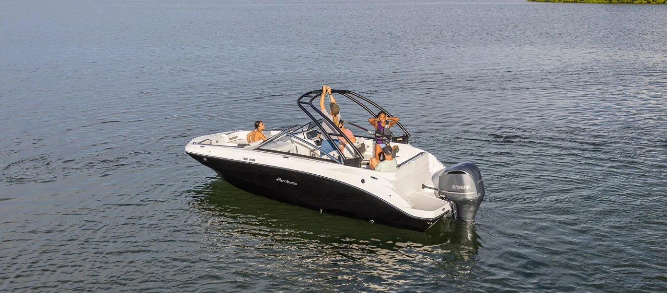 Hurricane SunDeck 235 OB