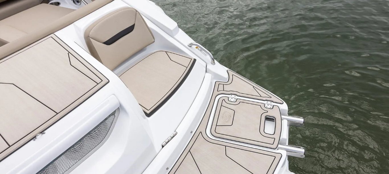 Hurricane SunDeck Sport 205 IO