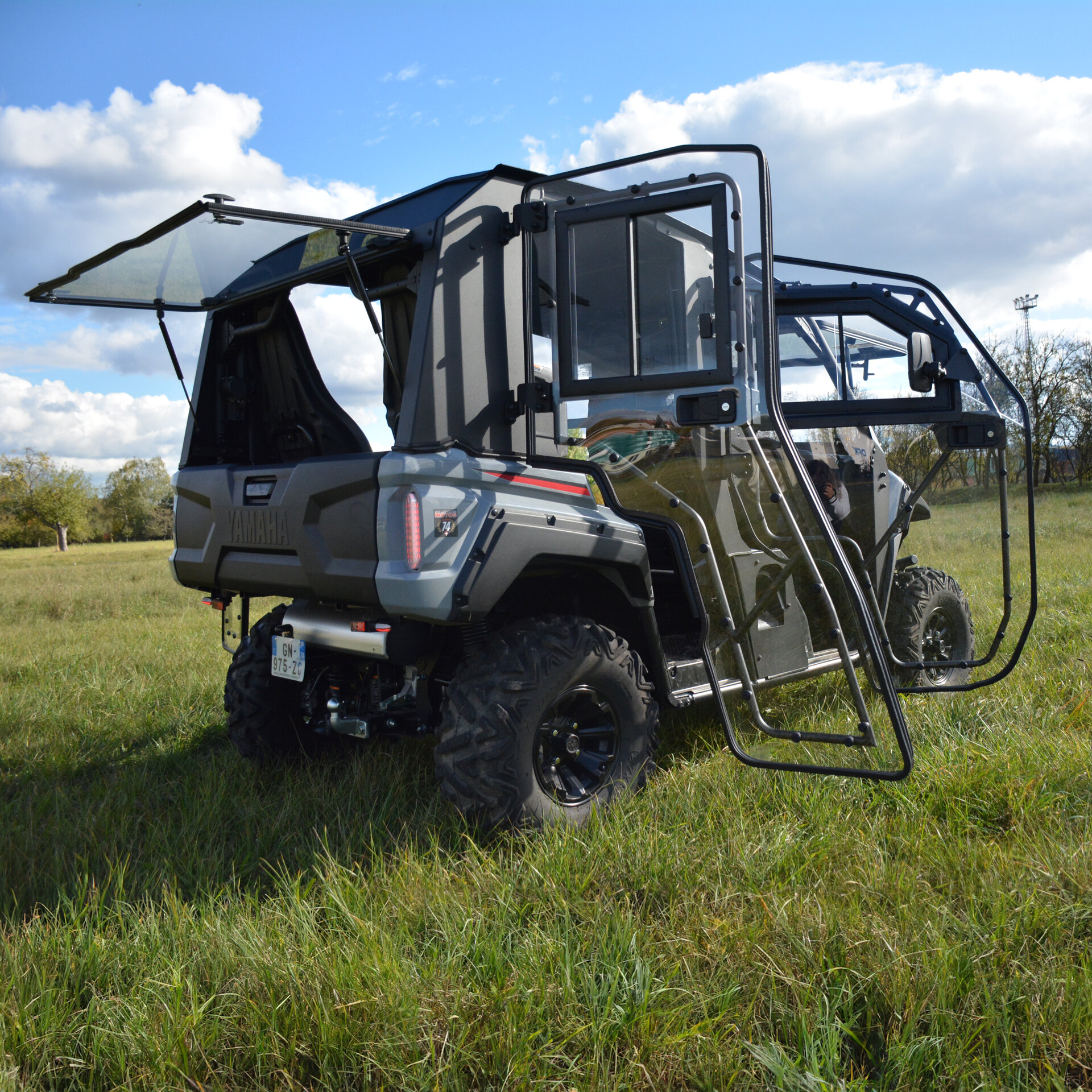 DFK Full Cab Enclosure X4