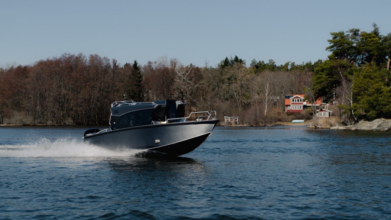 2026 LANDX X6 BLACKOUT EDITION TORONTO BOAT SHOW
