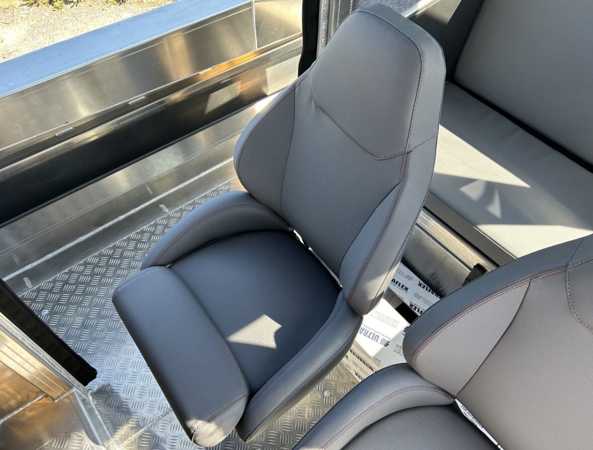 2026 LANDX X7 with Yamaha F200XD TORONTO BOAT SHOW