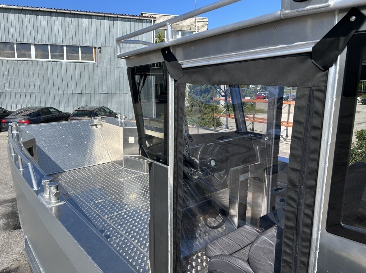 2026 LANDX X7 with Yamaha F200XD TORONTO BOAT SHOW