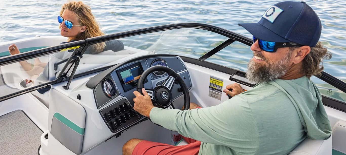 Hurricane SunDeck 2690 OB