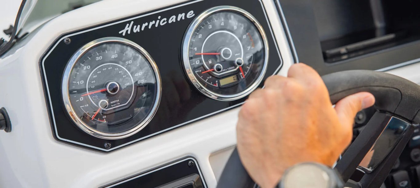 Hurricane SunDeck Sport 2050 OB