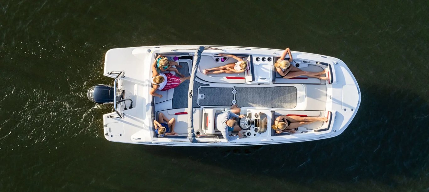 Hurricane SunDeck Sport 205 OB