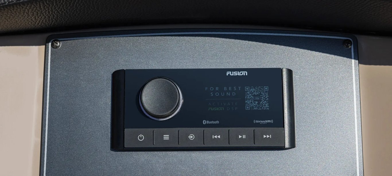 Hurricane SunDeck Sport 218 OB