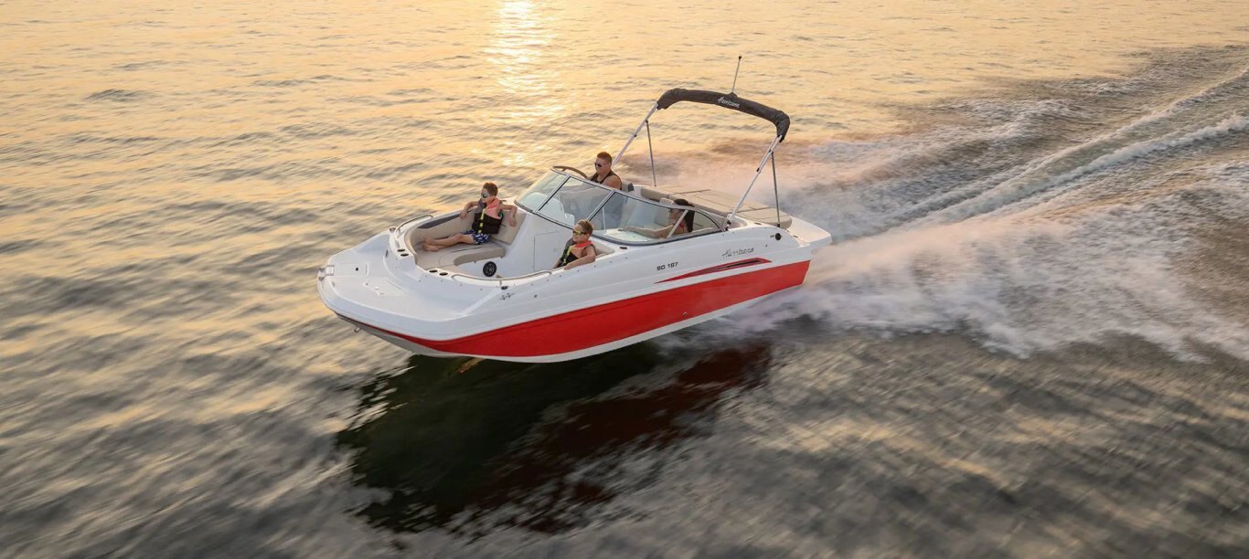 Hurricane SunDeck 187 IO Sterndrive