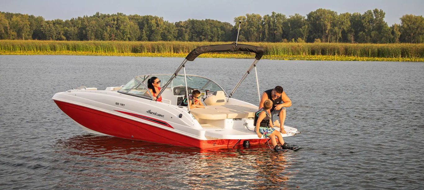 Hurricane SunDeck 187 IO Sterndrive