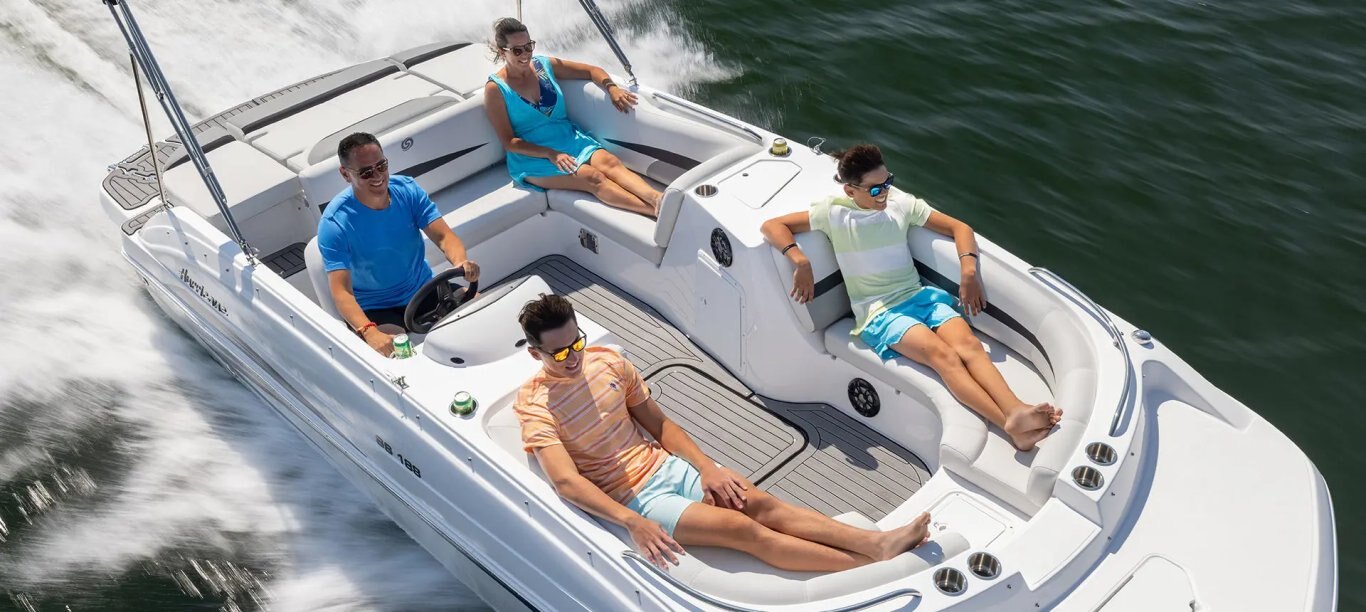 Hurricane SunDeck Sport 188 IO