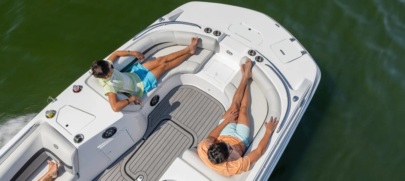 Hurricane SunDeck Sport 188 IO