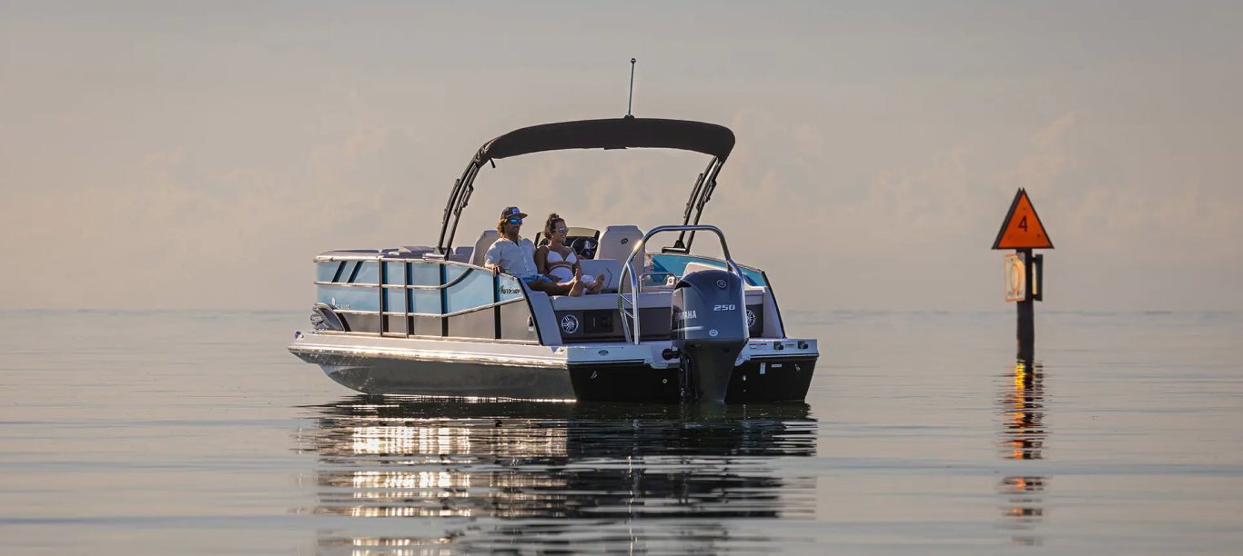 Hurricane FunDeck 2360 SFL OB