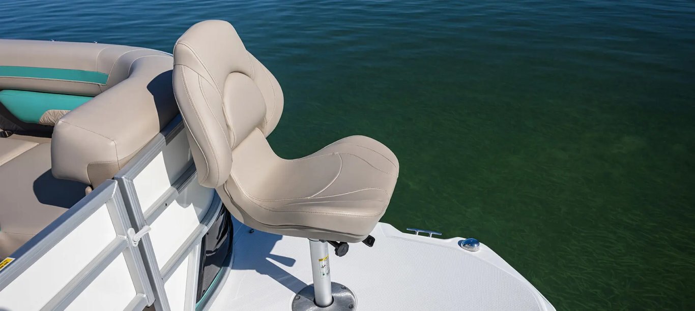 Hurricane FunDeck 2360 REF OB