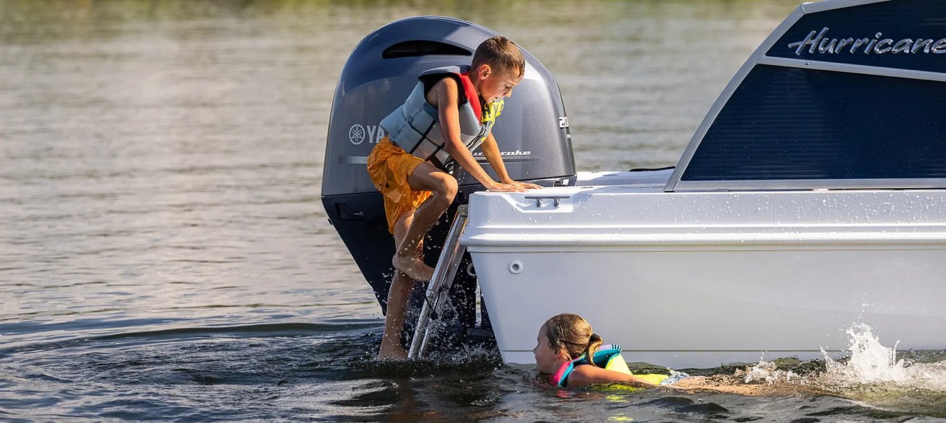 Hurricane FunDeck 2260 RE OB